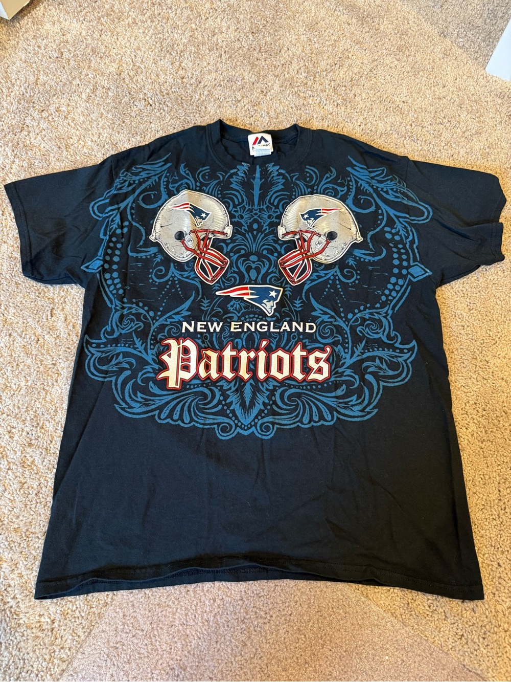 NFL Majestic New England Patriots Graphic Tee - Black with Blue & Red SZ Large